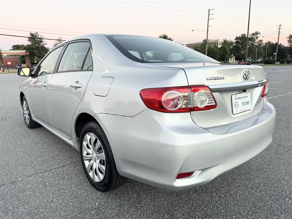 2012 Toyota Corolla LE - Photo 28
