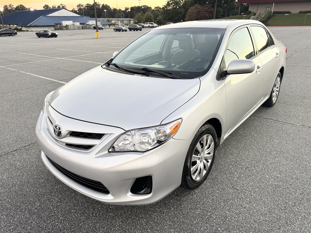2012 Toyota Corolla LE - Photo 33