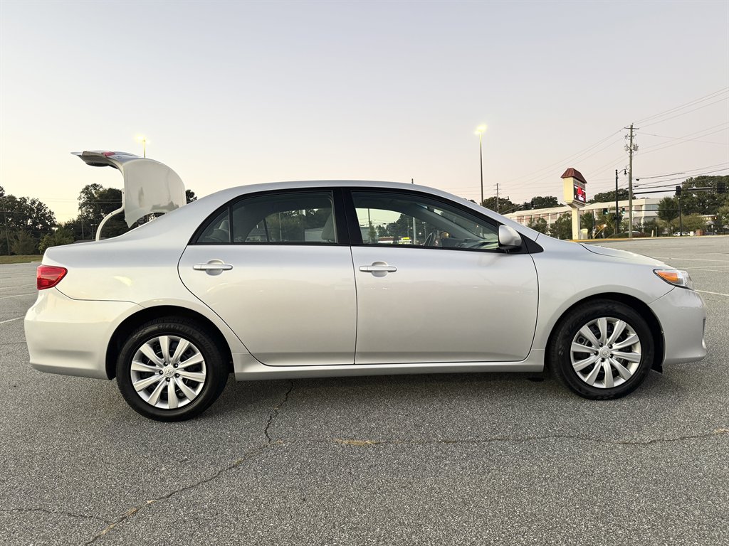 2012 Toyota Corolla LE - Photo 51
