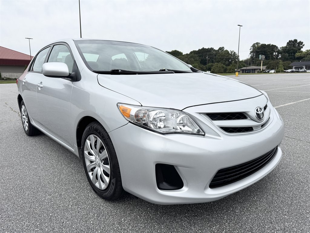 2012 Toyota Corolla LE - Photo 6