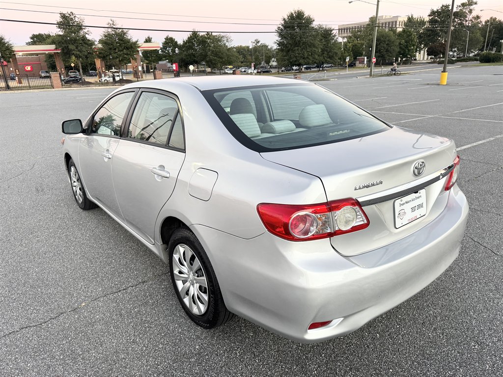 2012 Toyota Corolla LE - Photo 34