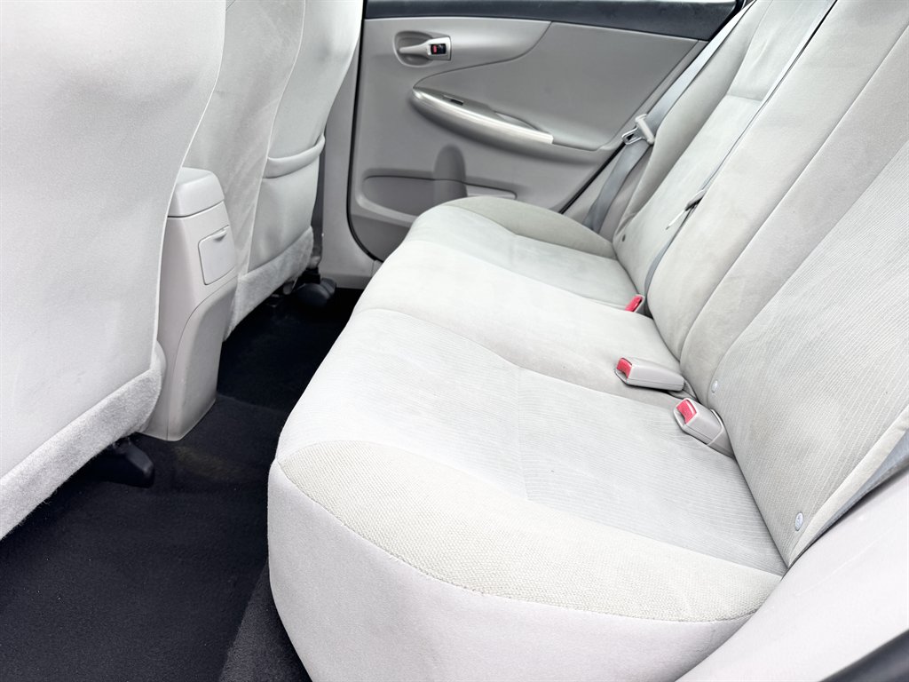 2012 Toyota Corolla LE - Photo 69