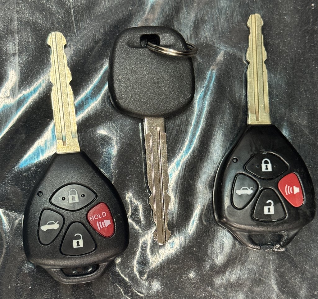 2012 Toyota Corolla LE - Photo 98