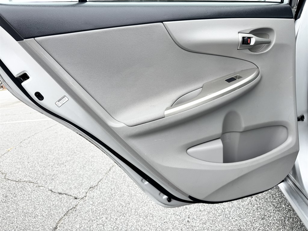 2012 Toyota Corolla LE - Photo 89