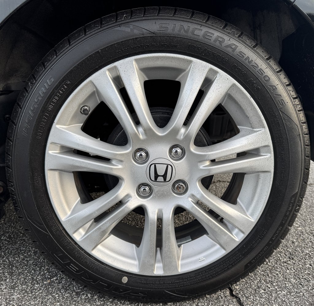 2011 Honda Fit Sport - Photo 24