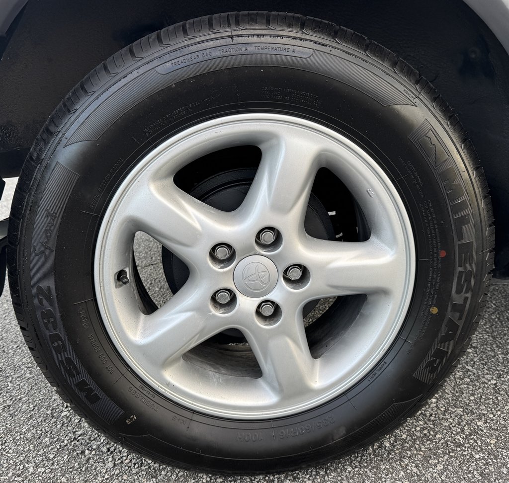 2001 Toyota Rav4 Base - Photo 37