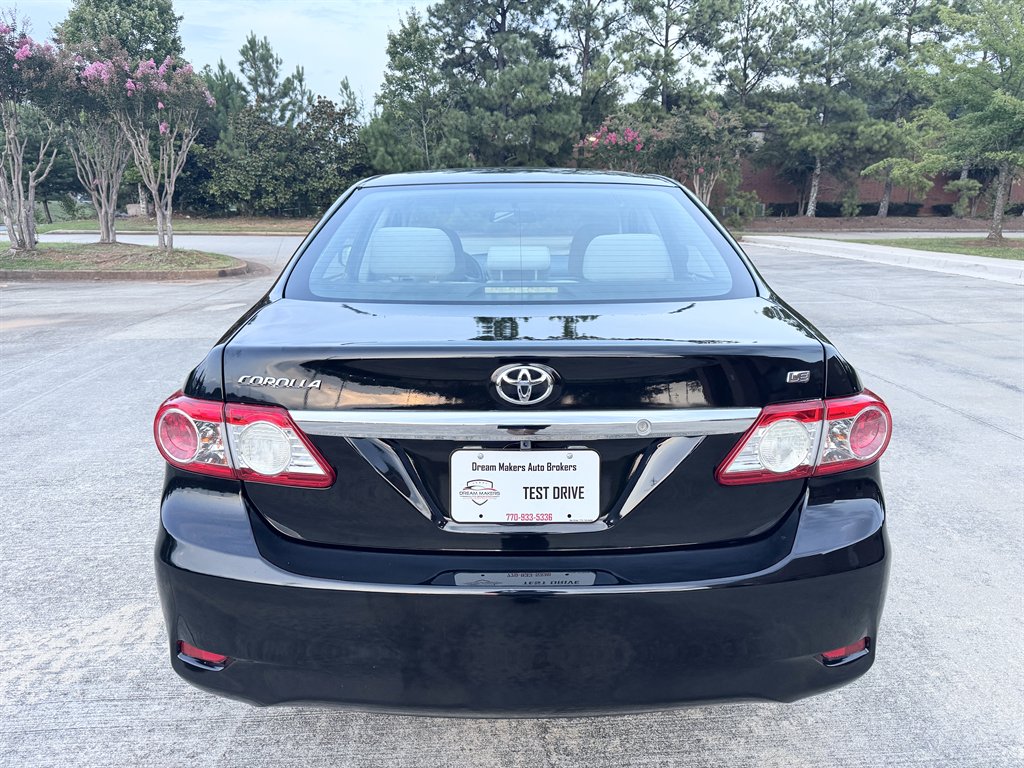 2013 Toyota Corolla LE - Photo 9