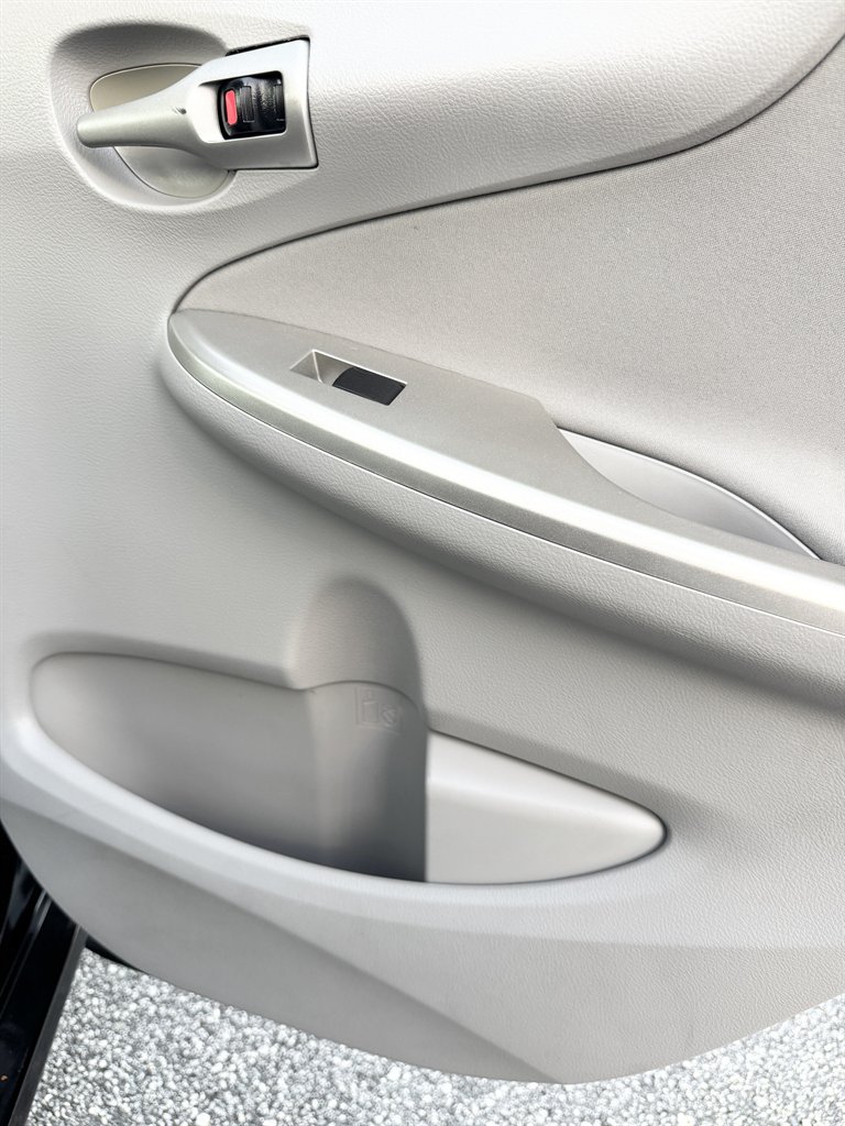 2013 Toyota Corolla LE - Photo 72
