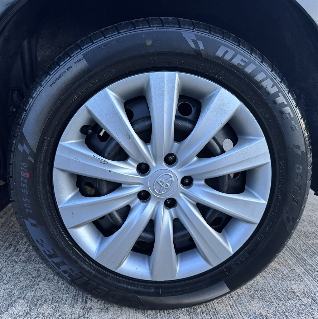 2013 Toyota Corolla LE - Photo 45