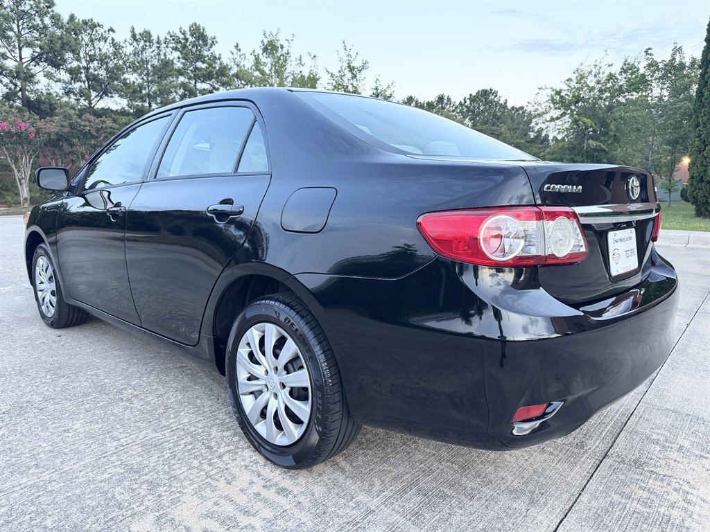 2013 Toyota Corolla LE - Photo 22