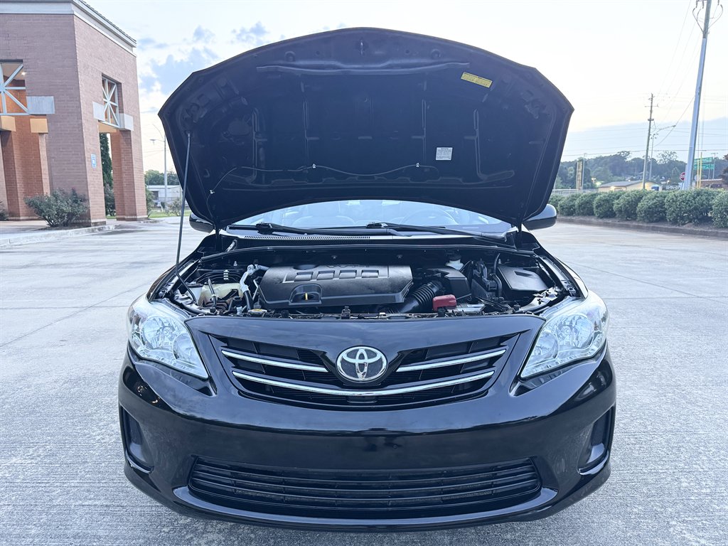 2013 Toyota Corolla LE - Photo 37