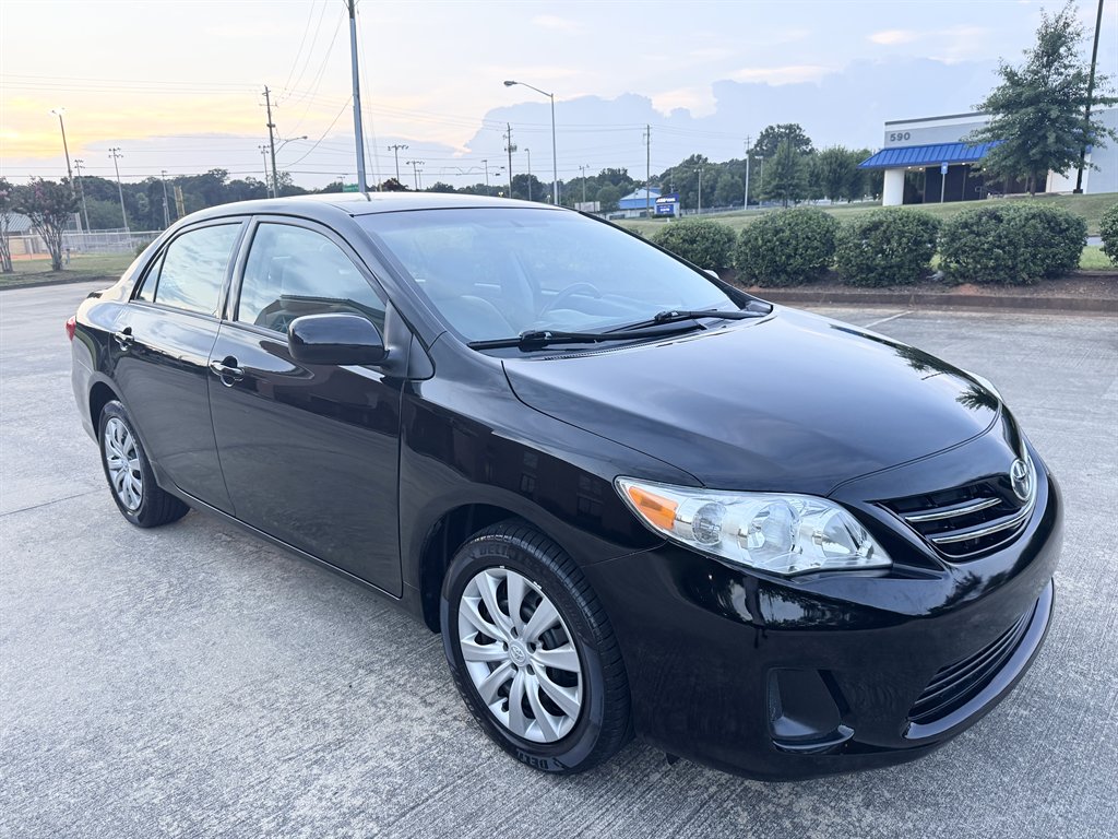 2013 Toyota Corolla LE - Photo 20
